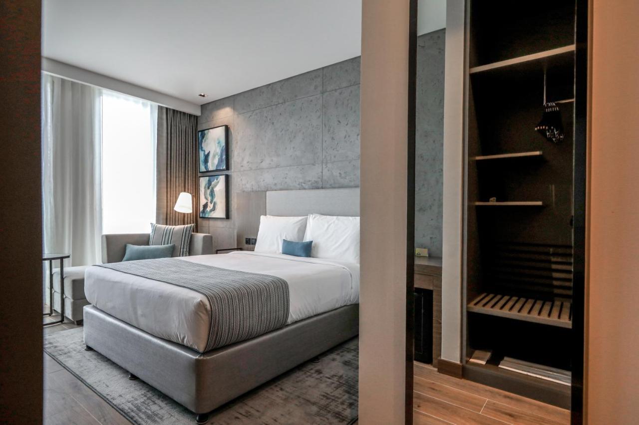 Mercure Dubai Gold District Bagian luar foto