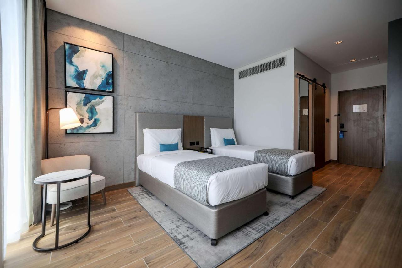 Mercure Dubai Gold District Bagian luar foto