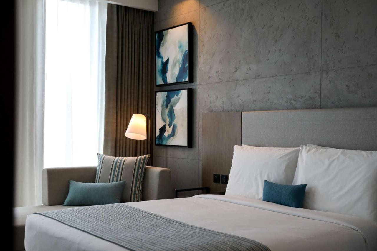 Mercure Dubai Gold District Bagian luar foto