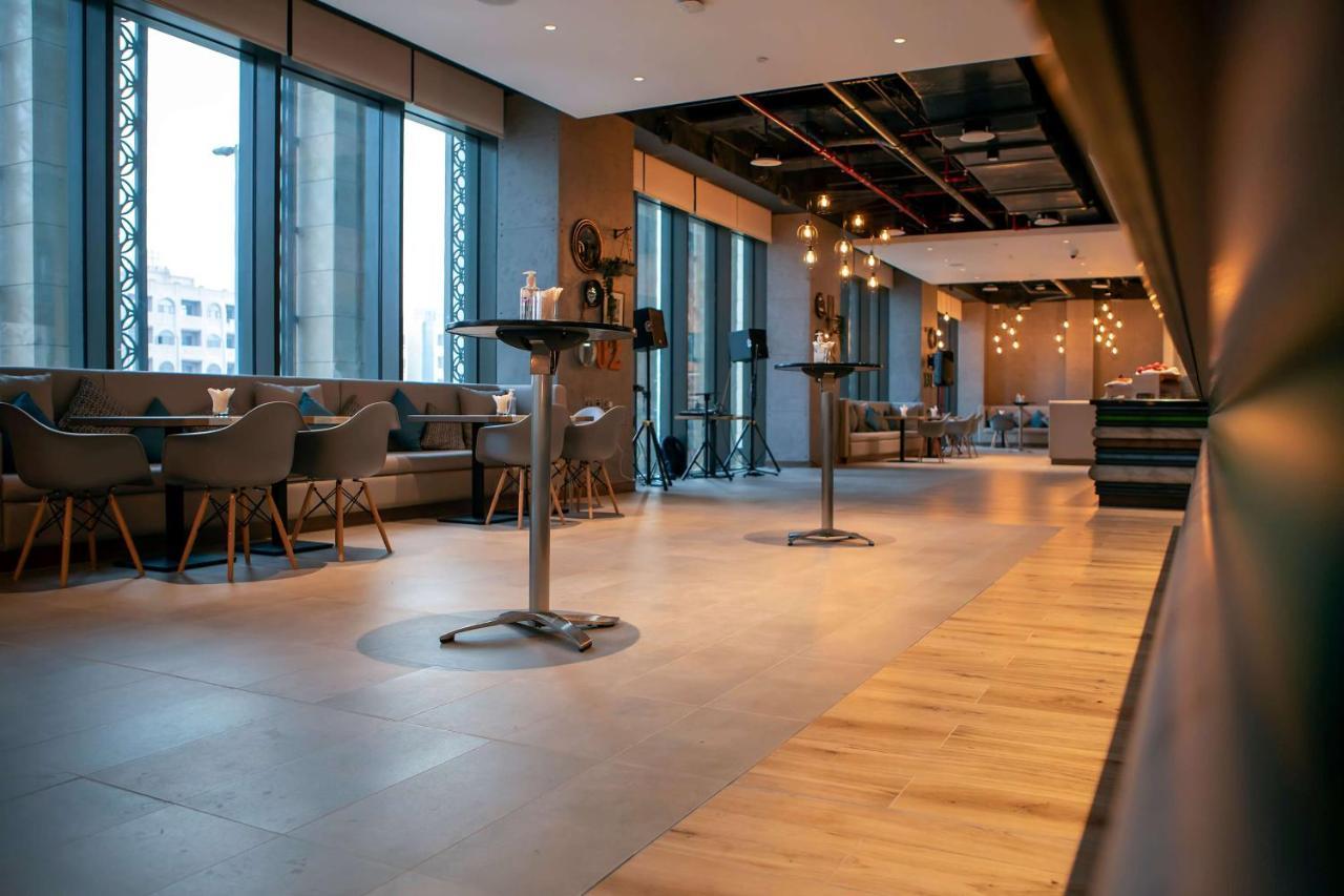 Mercure Dubai Gold District Bagian luar foto