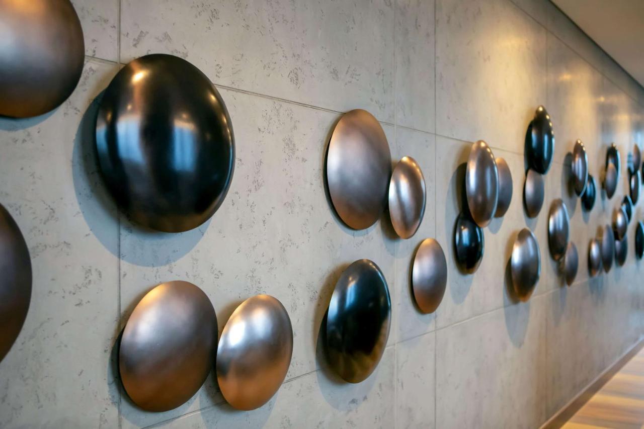 Mercure Dubai Gold District Bagian luar foto