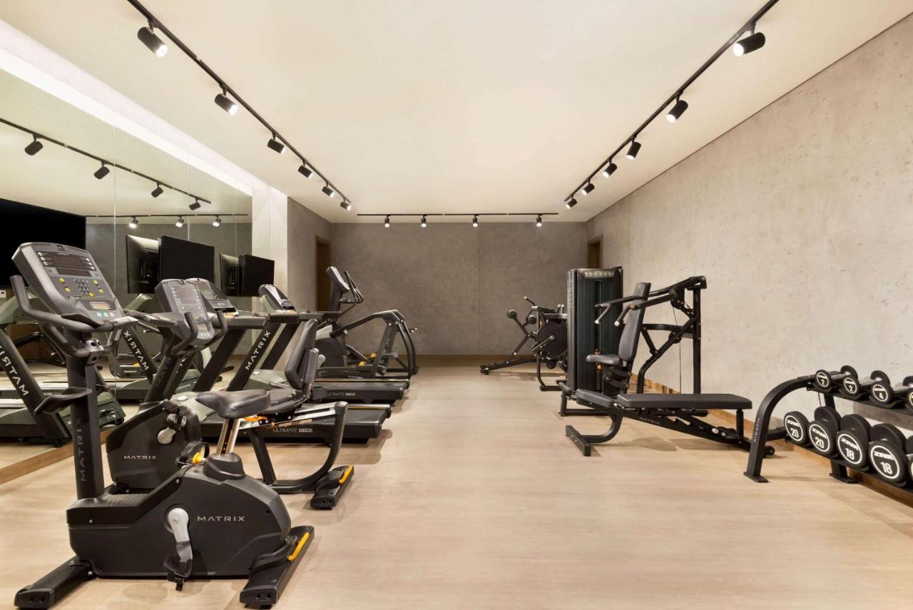 Mercure Dubai Gold District Bagian luar foto