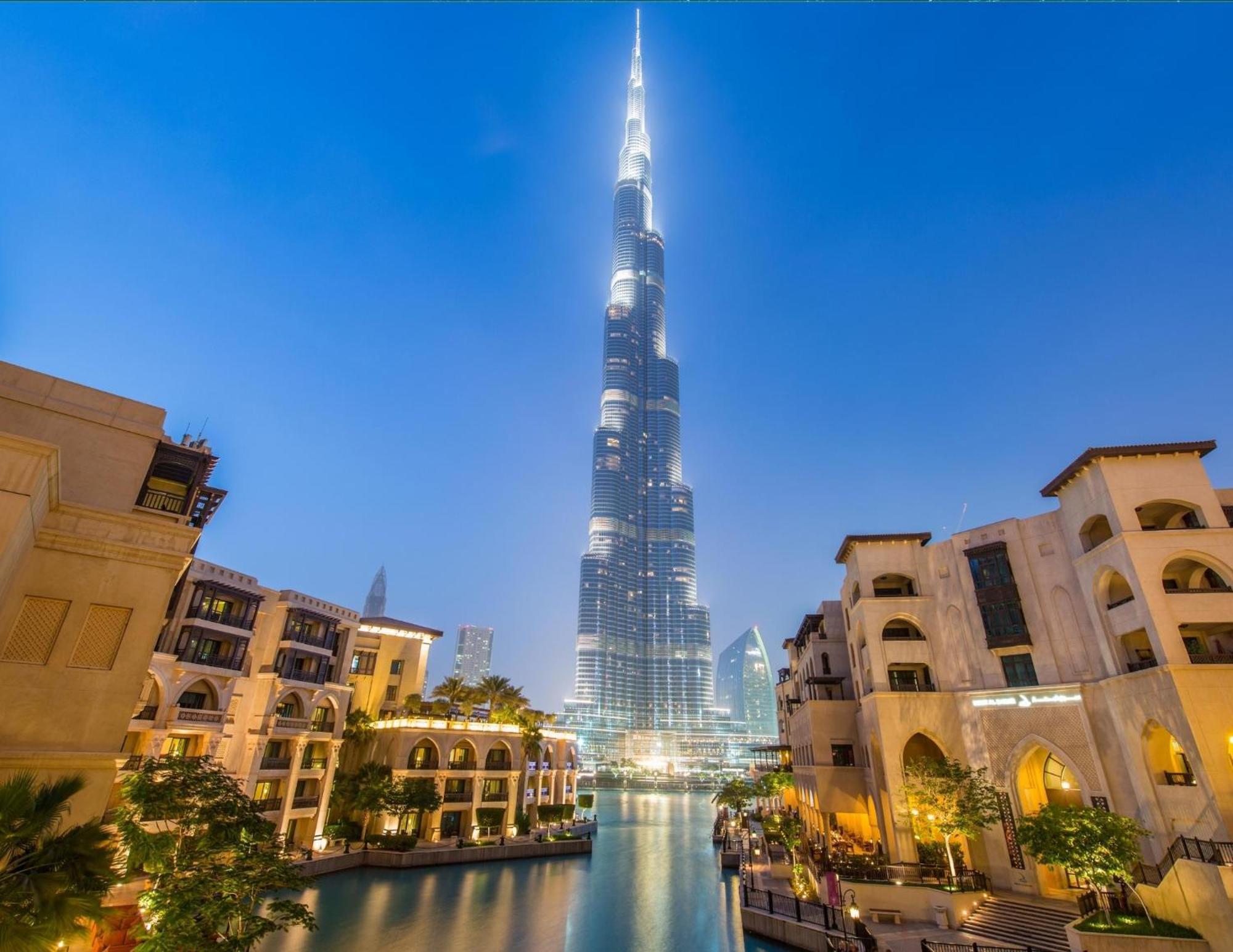 Mercure Dubai Gold District Bagian luar foto